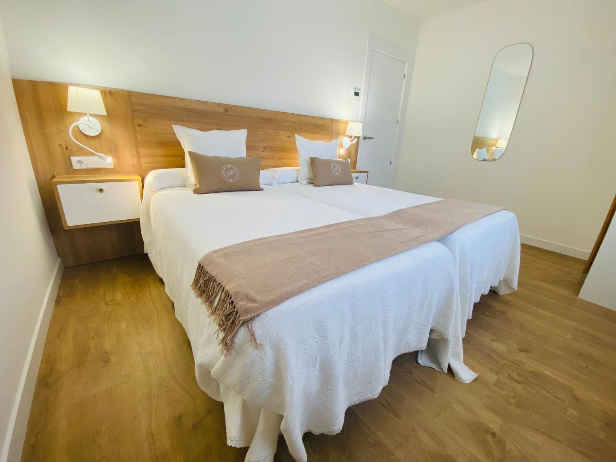 Apartamentos Palacio Alemar 로레도 외부 사진